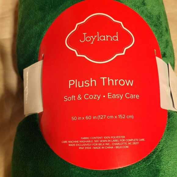 Joyland Plush Throw 50"x 60" Soft & Cozy Green Christmas Blanket Sherpa New Belk - Picture 3 of 6